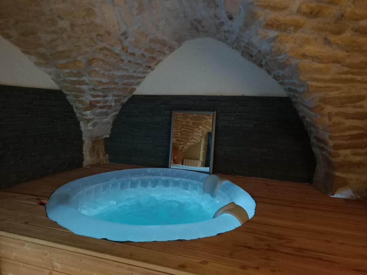 La Cachette Bed and Breakfast Aigues-Vives  Buitenkant foto