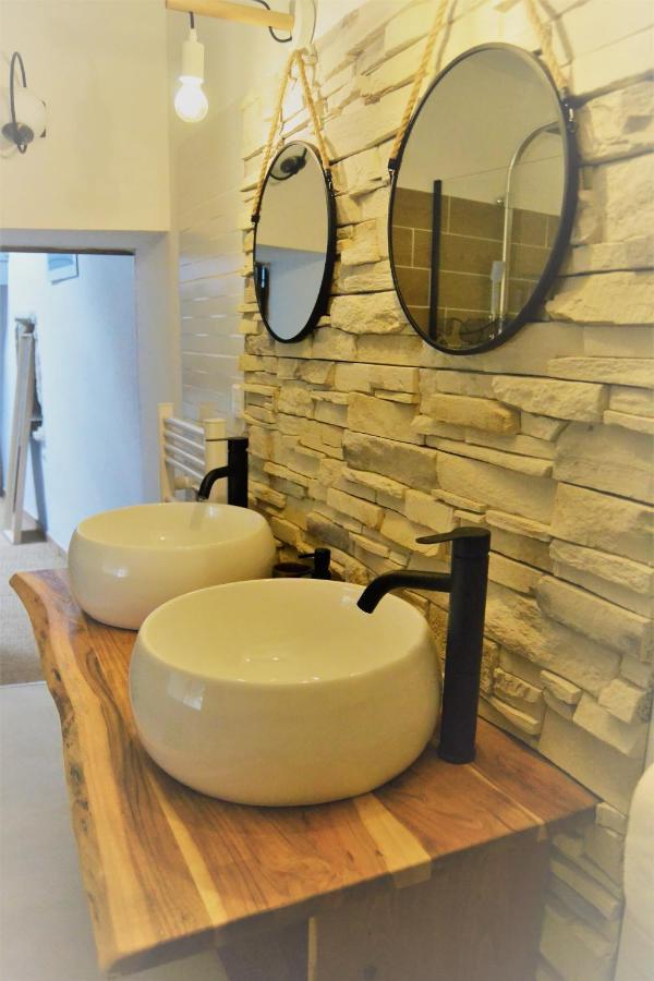 La Cachette Bed and Breakfast Aigues-Vives  Buitenkant foto