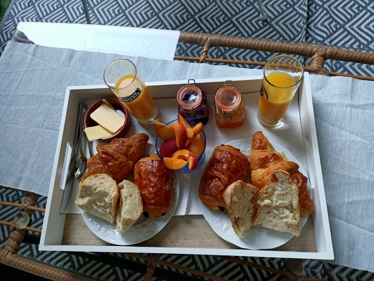 La Cachette Bed and Breakfast Aigues-Vives  Buitenkant foto