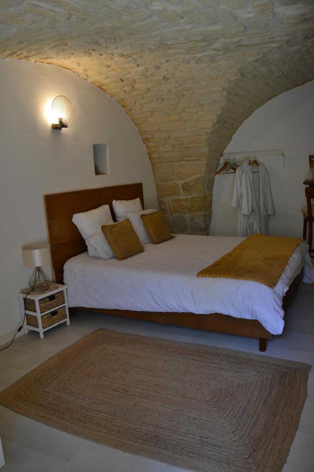 La Cachette Bed and Breakfast Aigues-Vives  Buitenkant foto
