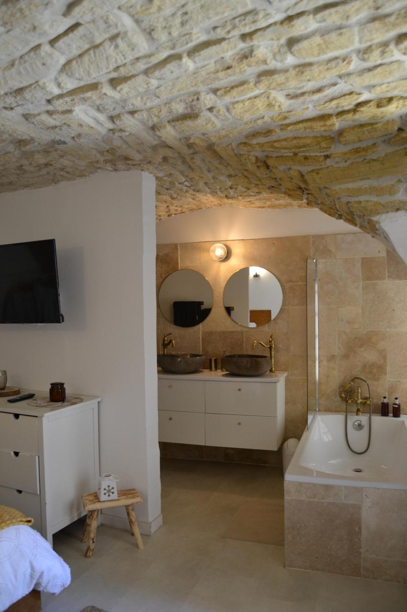 La Cachette Bed and Breakfast Aigues-Vives  Buitenkant foto
